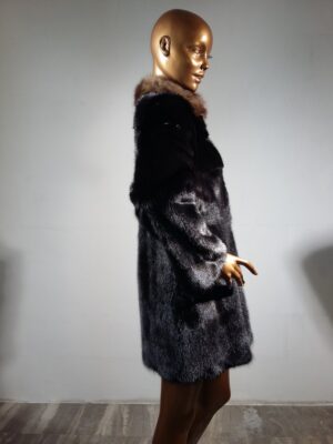 Real Fur Black Mink Fur Jacket with Sable Fur Collar