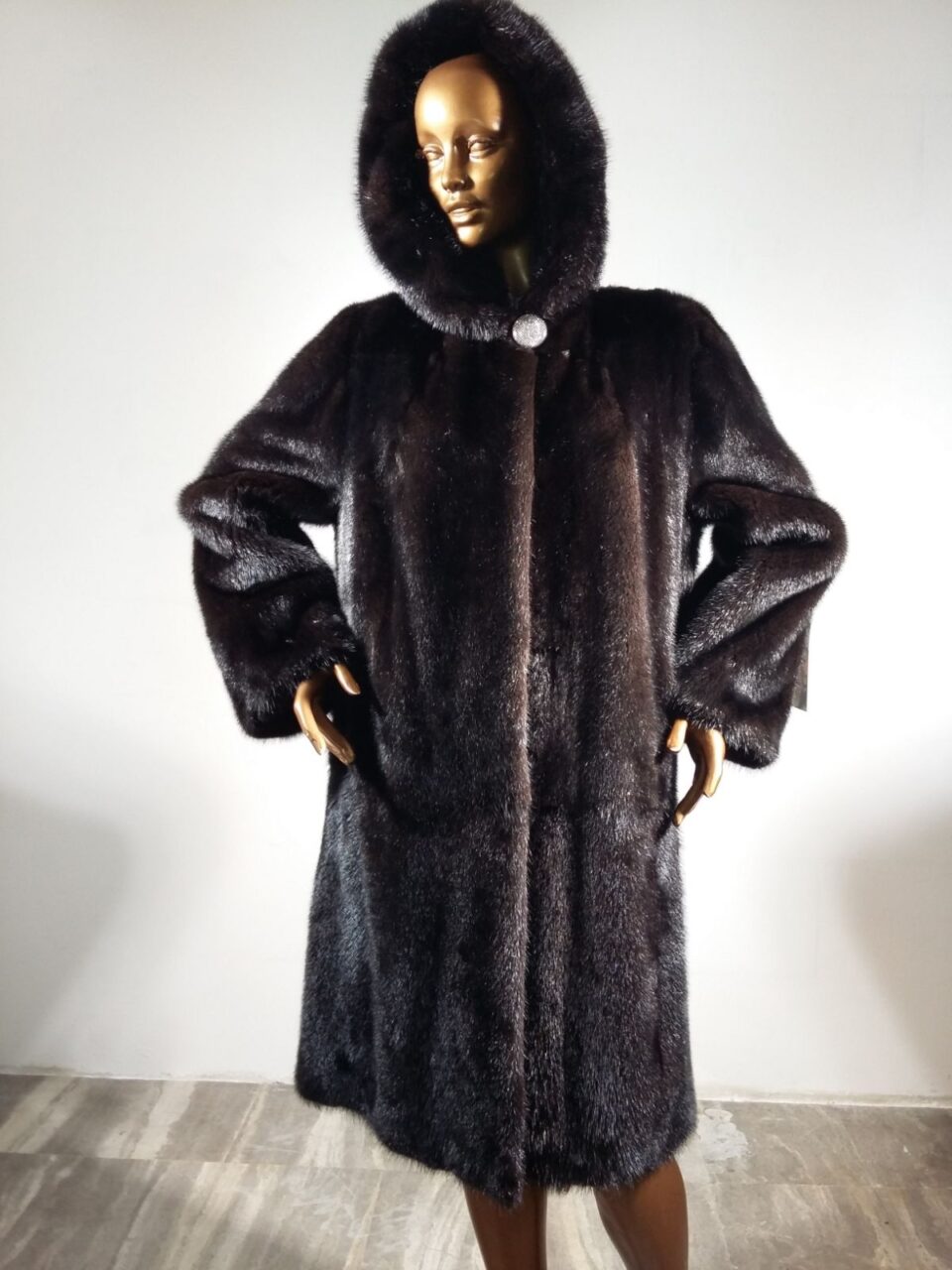 Real Fur Black Mink Fur Coat with Hood