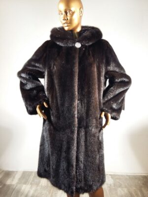 Real Fur Black Mink Fur Coat with Hood