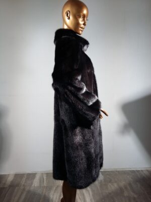 Real Fur Black Mink Fur Coat with Collar